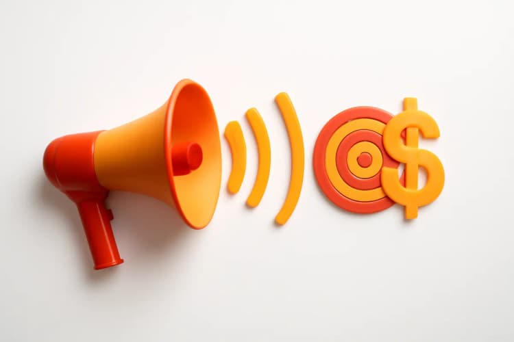 Definição de mídia paga com ícones de megafone e alvo, simbolizando alcance e segmentação.