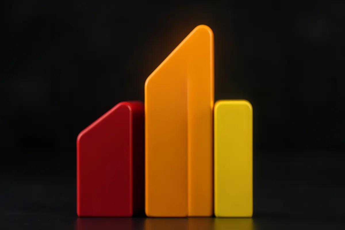Melhores cursos de tráfego pago: um gráfico de barras ascendente simbolizando sucesso.